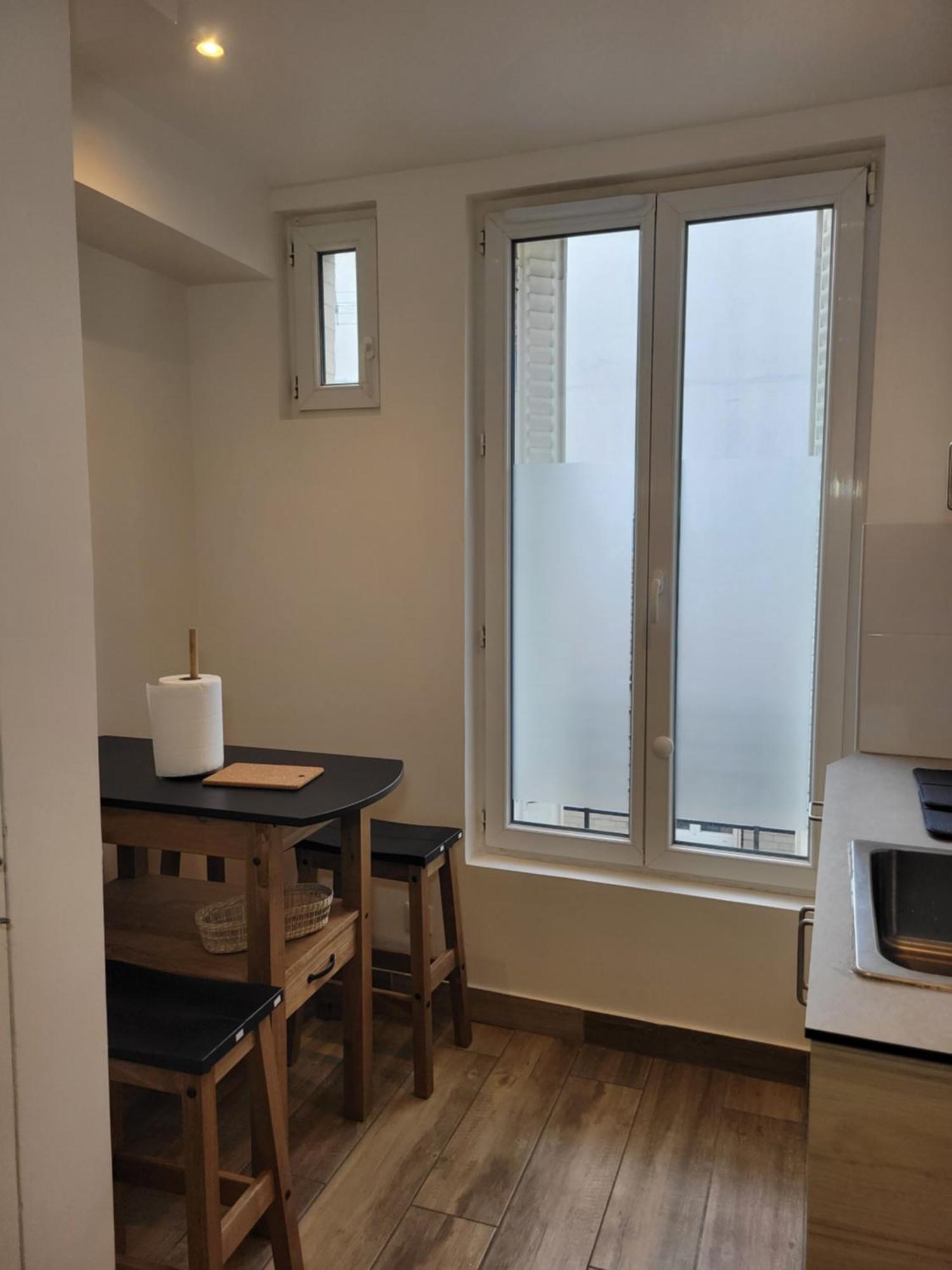 Amazing Apartment A Stone'S Throw From The City Of Lights - Paris Clichy Exterior photo